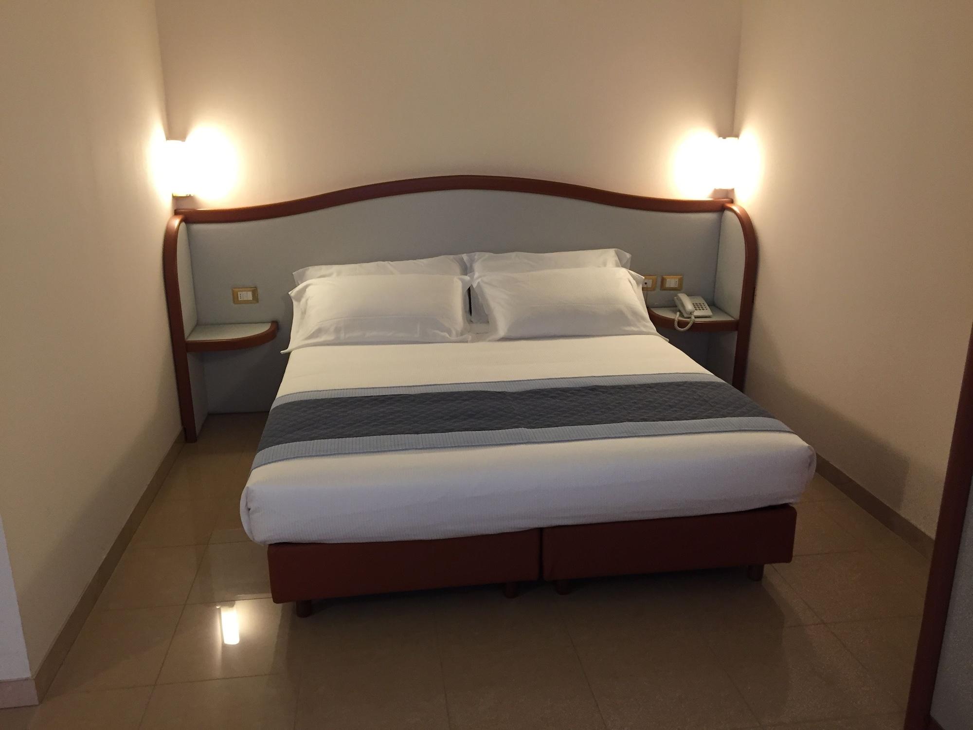 Hotel Verdi Виченца Екстериор снимка